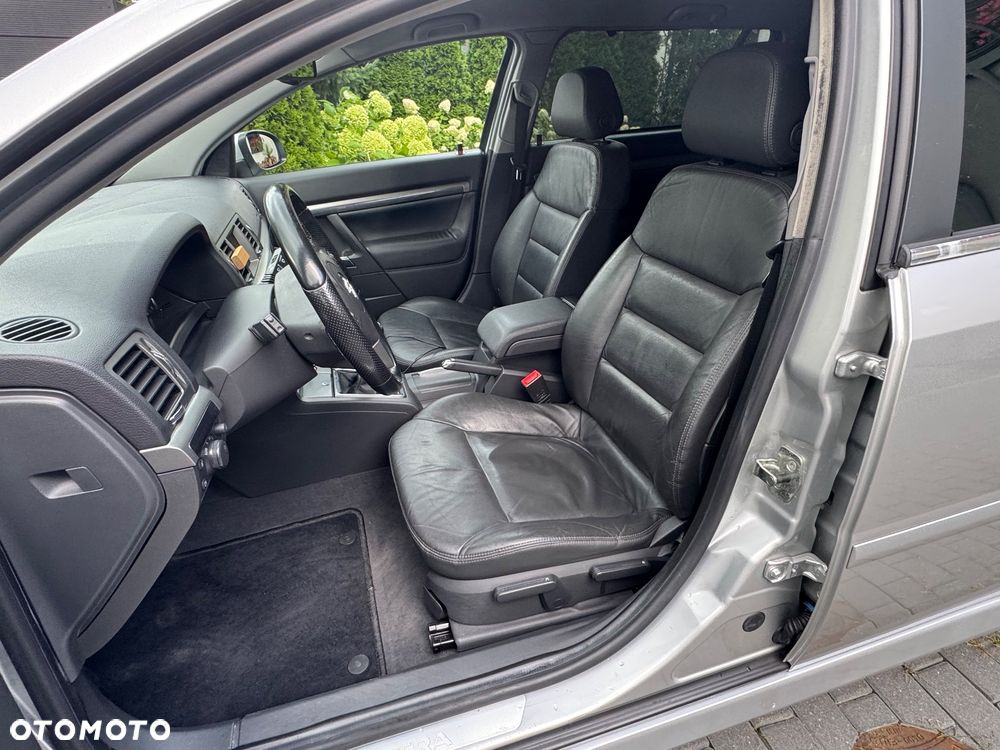 Opel Vectra 2.2 Business Sport - 8