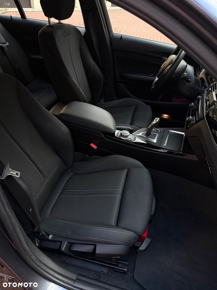 BMW Seria 1 120i GPF Sport Line - 8