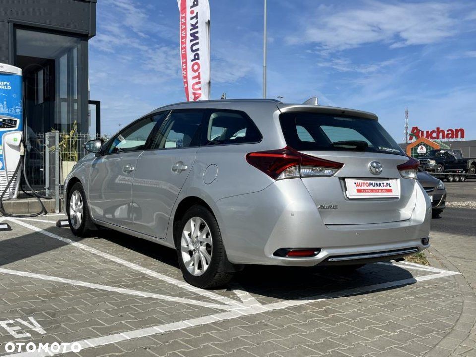 Toyota Auris - 6