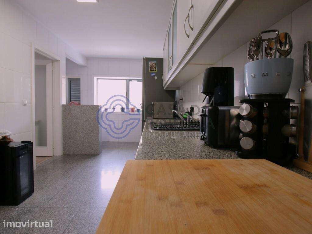 Apartamento T2+1 em Nogueira da Maia, Renovado, com box para 2 carros - Grande imagem: 4/29