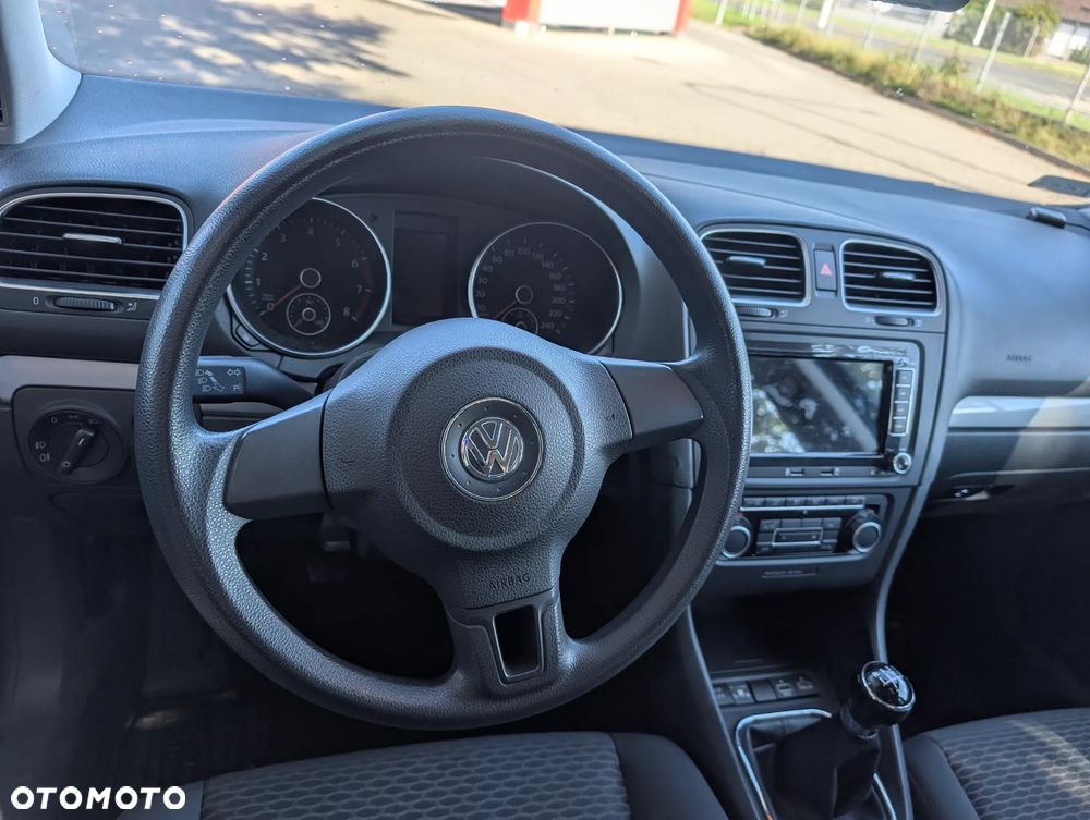 Volkswagen Golf 1.6 Trendline - 6