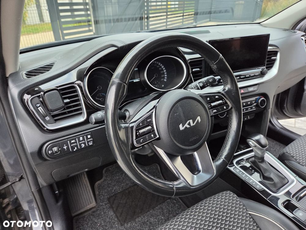 Kia Ceed 1.6 GDI DCT OPF Inspiration - 33
