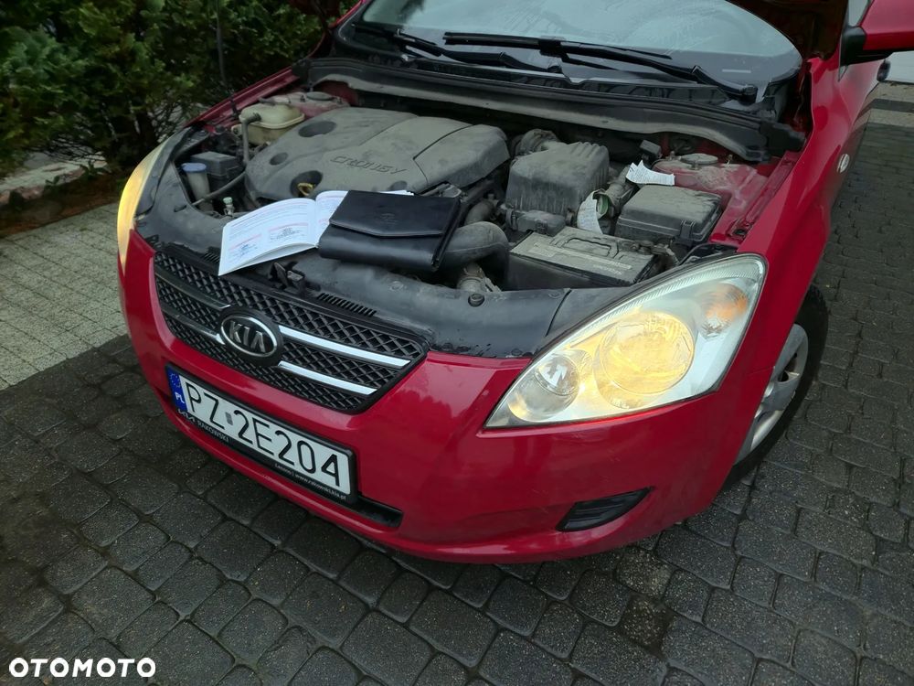 Kia Ceed Cee'd 1.6 Crdi Comfort + - 9