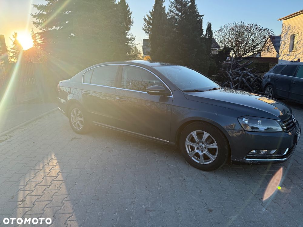 Volkswagen Passat 2.0 TDI Comfortline - 3