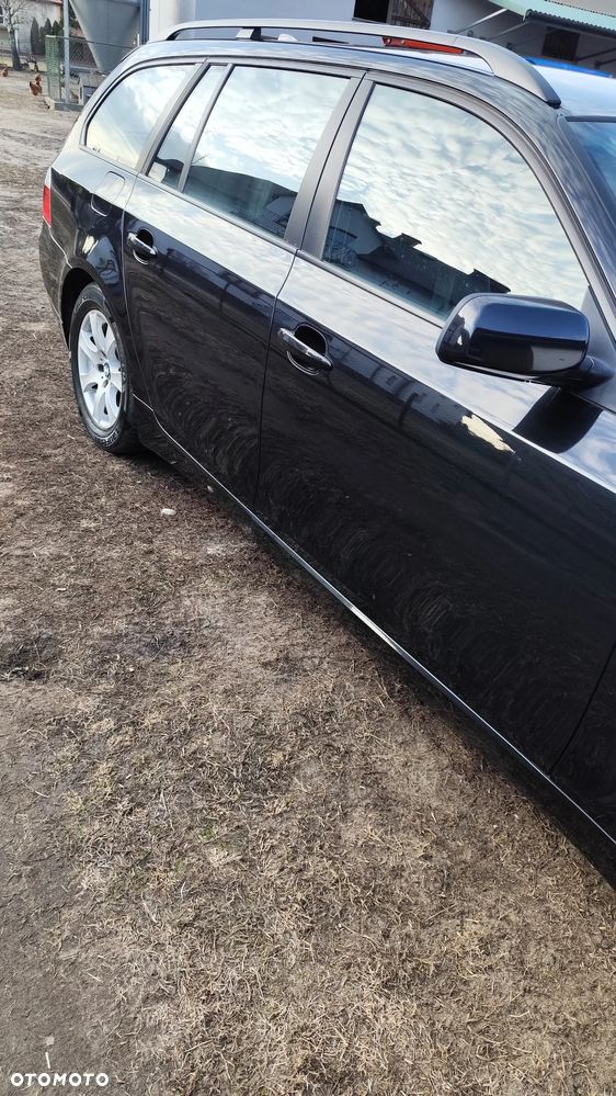 BMW Seria 5 520d Edition Exclusive - 4