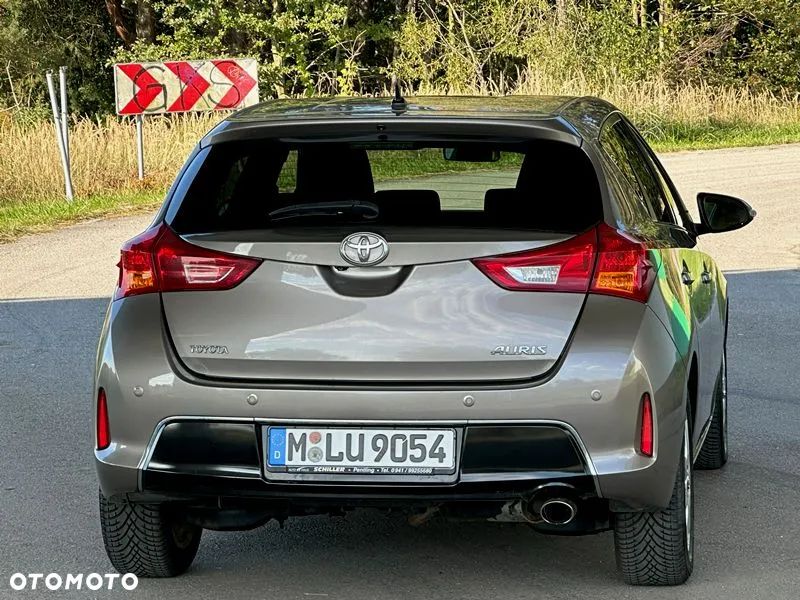 Toyota Auris - 5