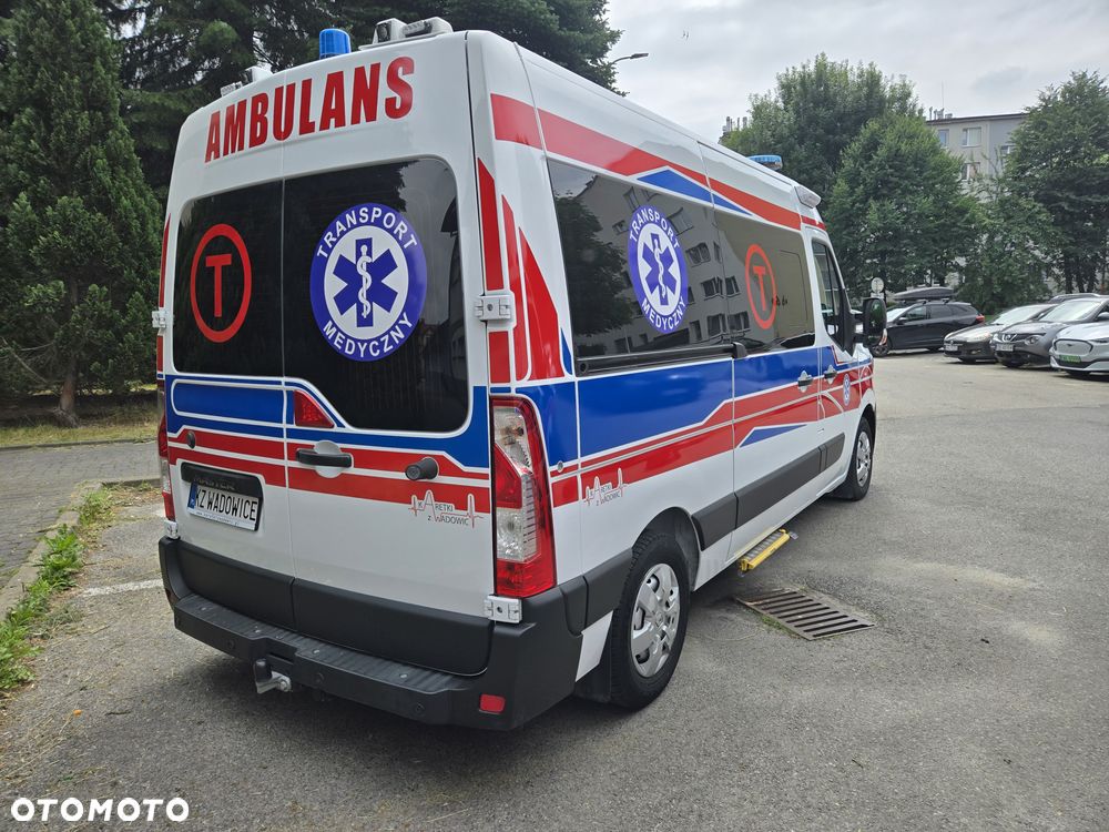 Renault Master Ambulans karetka gwarancja - 12
