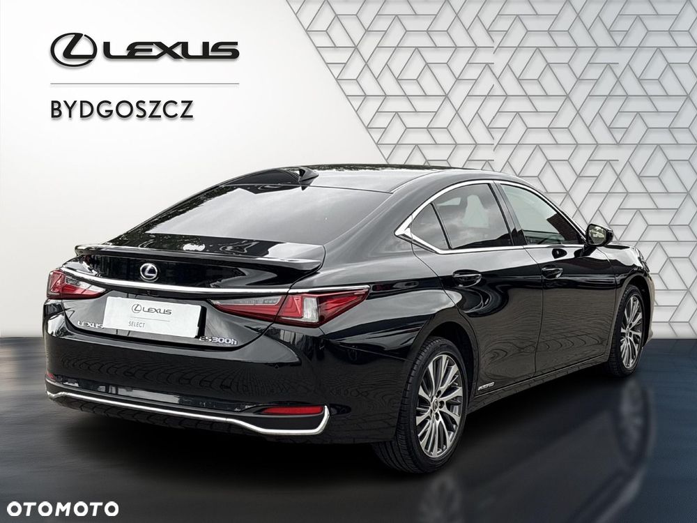 Lexus ES - 6