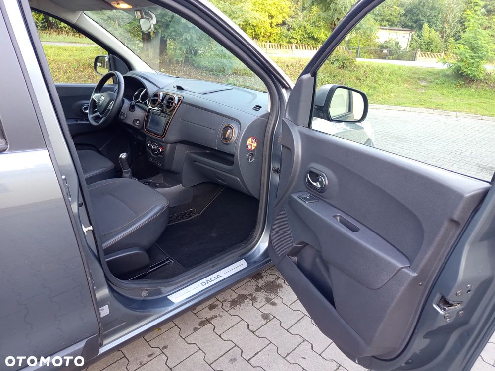 Dacia Lodgy 1.2 TCe Stepway S&S EU6 - 17
