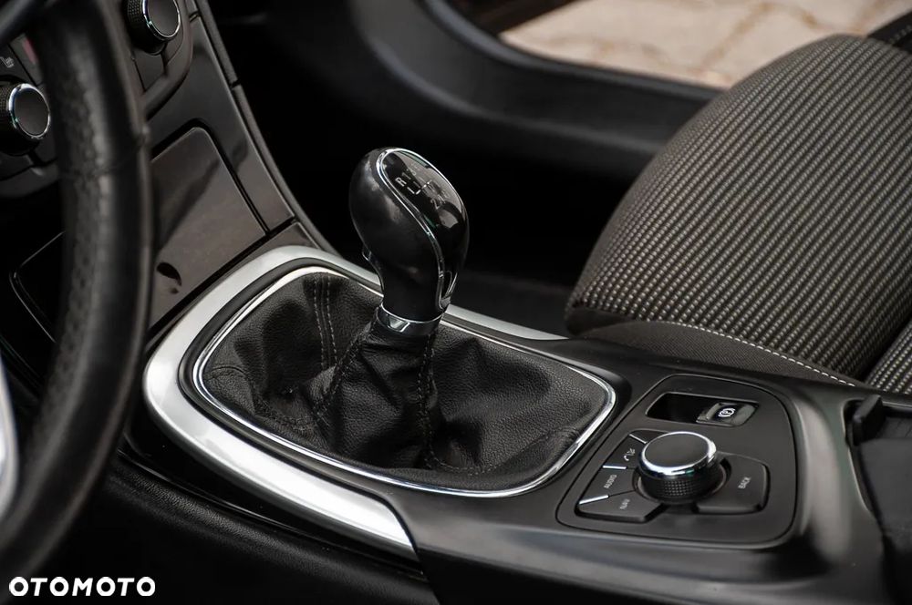 Opel Insignia 2.0 CDTI Edition - 37