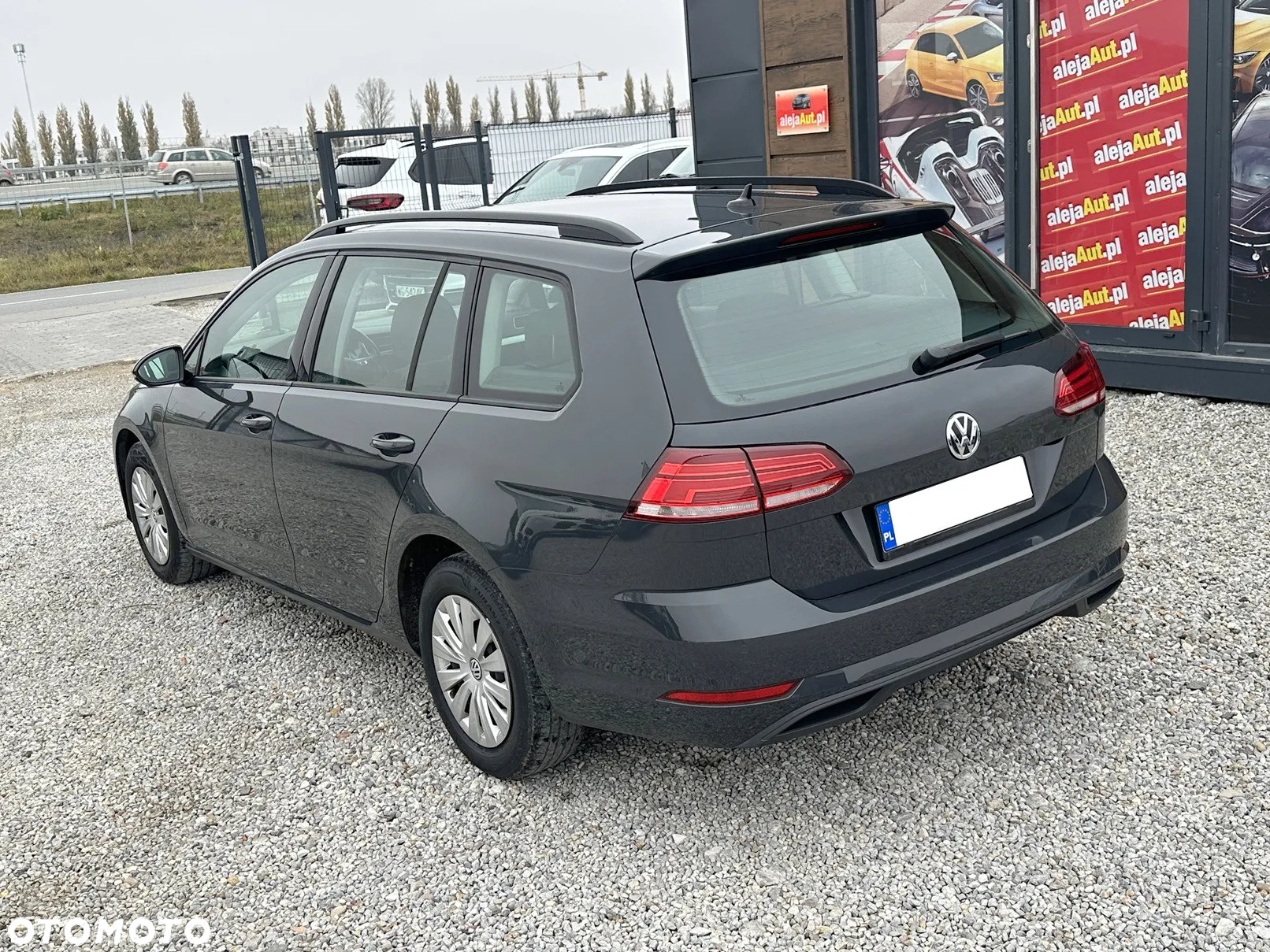 Volkswagen Golf VII 1.6 TDI BMT Comfortline - 5