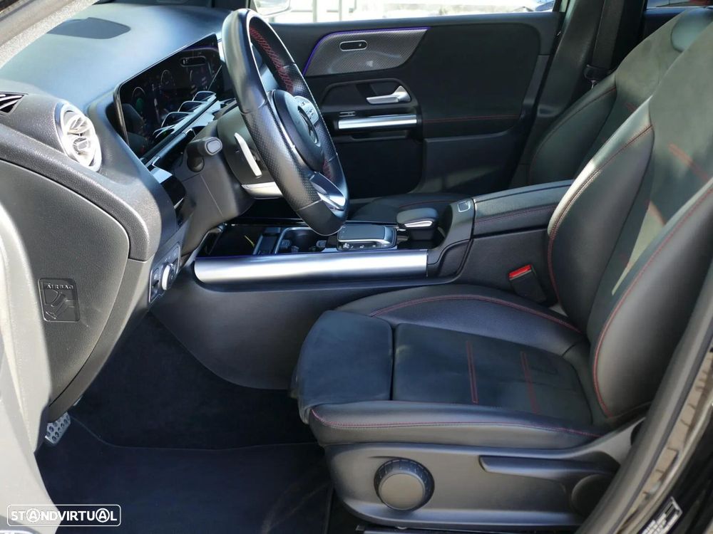 Mercedes-Benz B 250 e AMG Line - 28