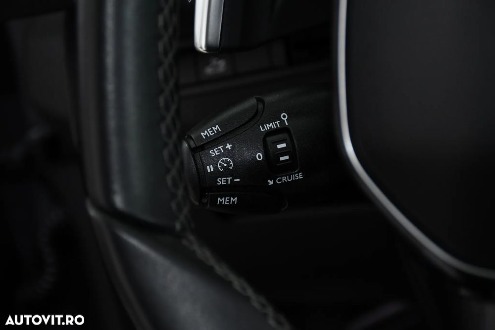 Peugeot 3008 PureTech 130 Stop & Start GPF EAT8 Allure - 37