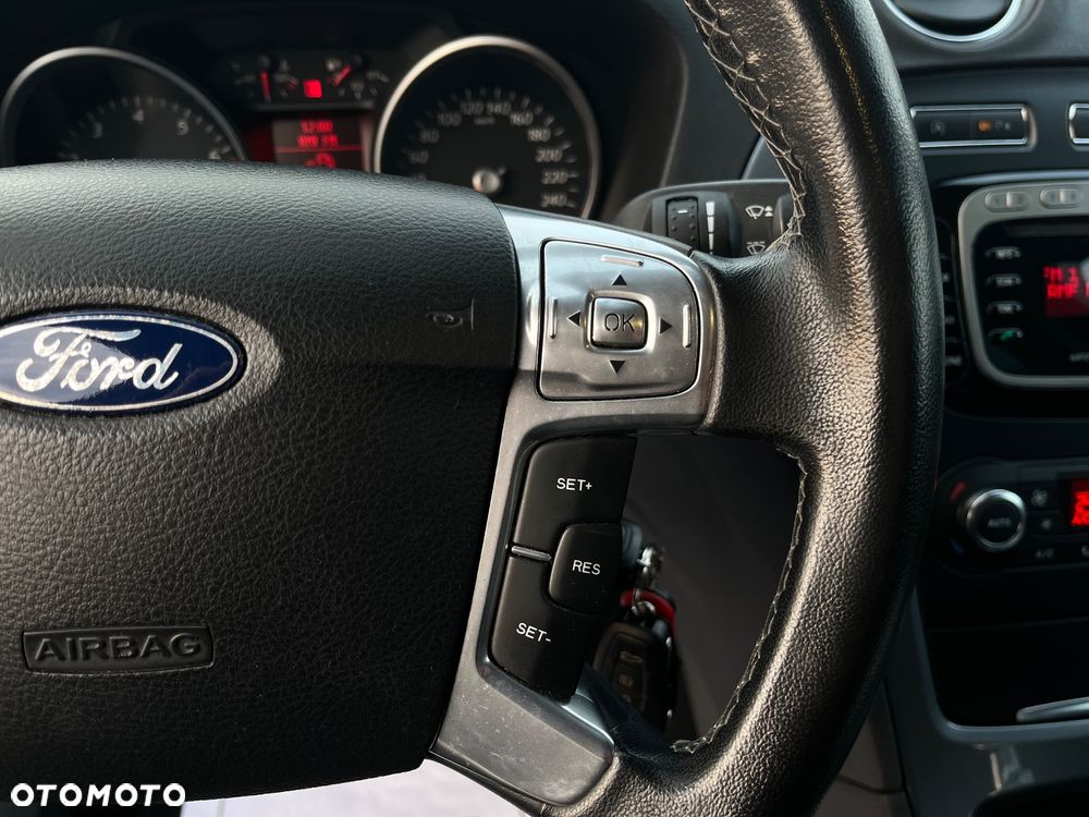 Ford Mondeo 1.6 Eco Boost Trend - 12