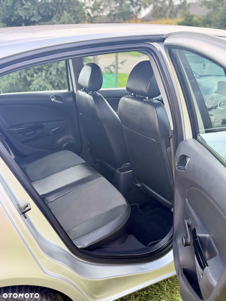 Opel Corsa - 15