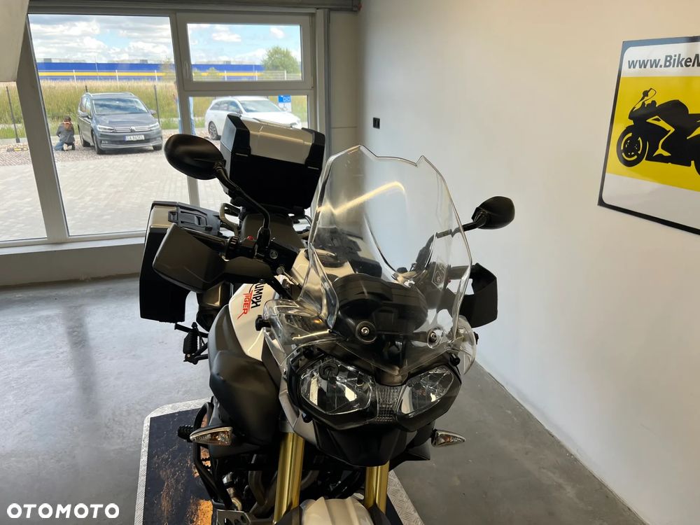 Triumph Tiger - 27