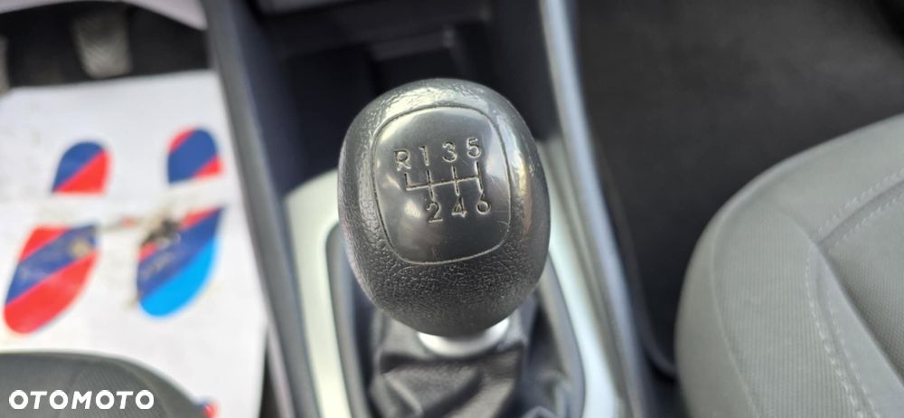 Kia Rio 1.1 crdi M - 20