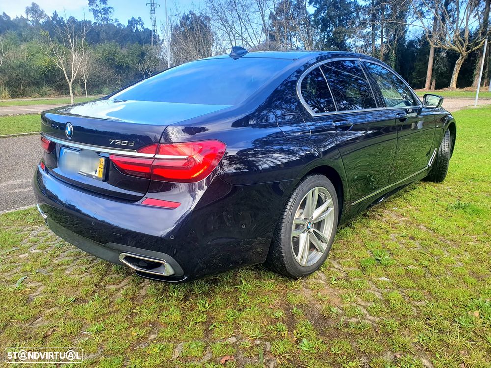 BMW 730 d Pack M - 12