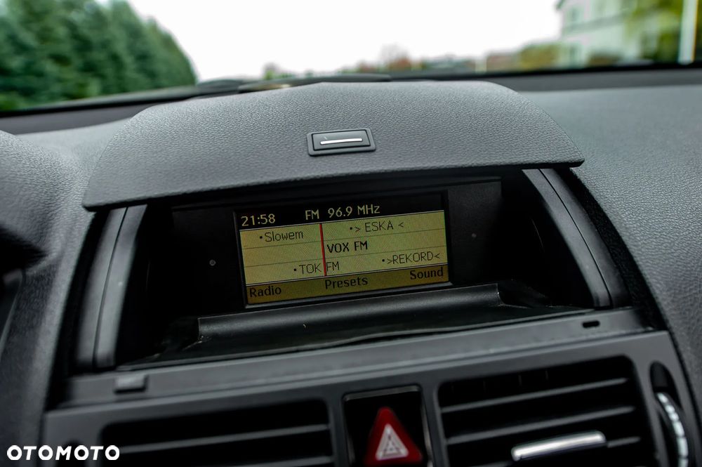 Mercedes-Benz Klasa C 200 7G-TRONIC Avantgarde Edition - 29