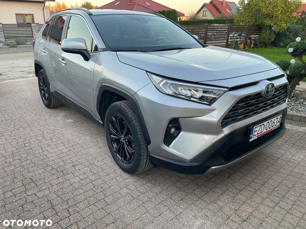Toyota Rav4 2023 photo 3