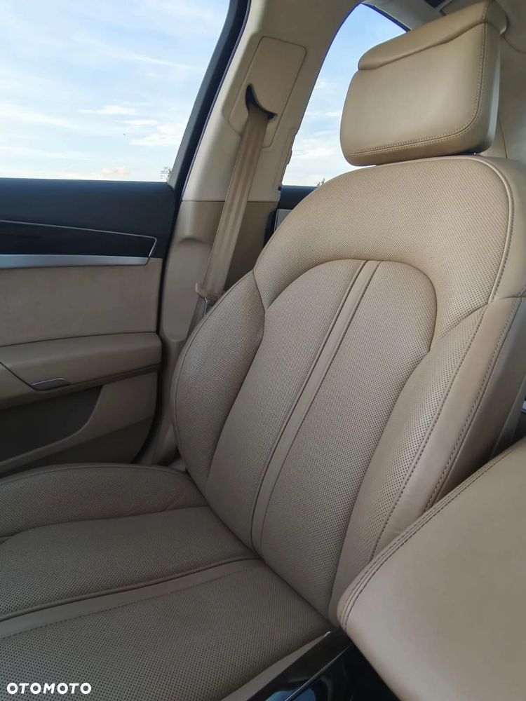 Audi A8 4.2 TDI Quattro - 25