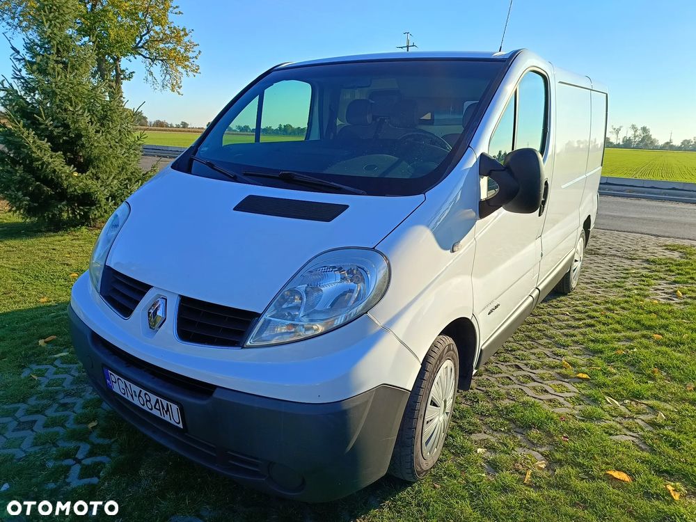 Renault Trafic - 22