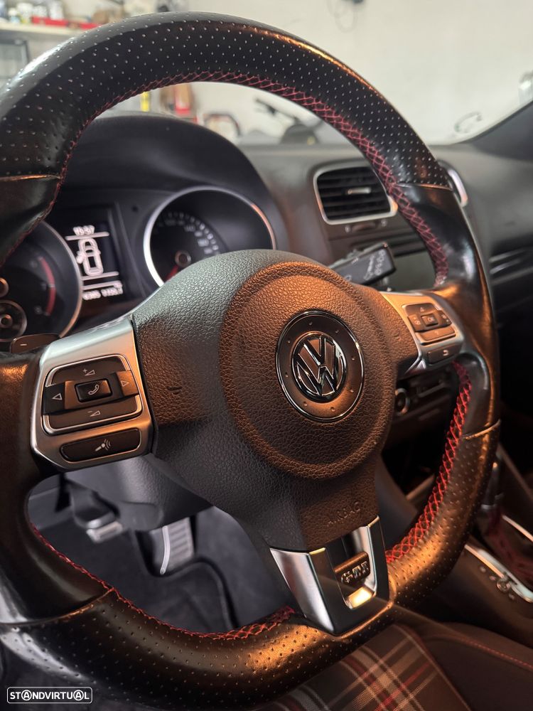 VW Golf 2.0 GTI DSG - 15