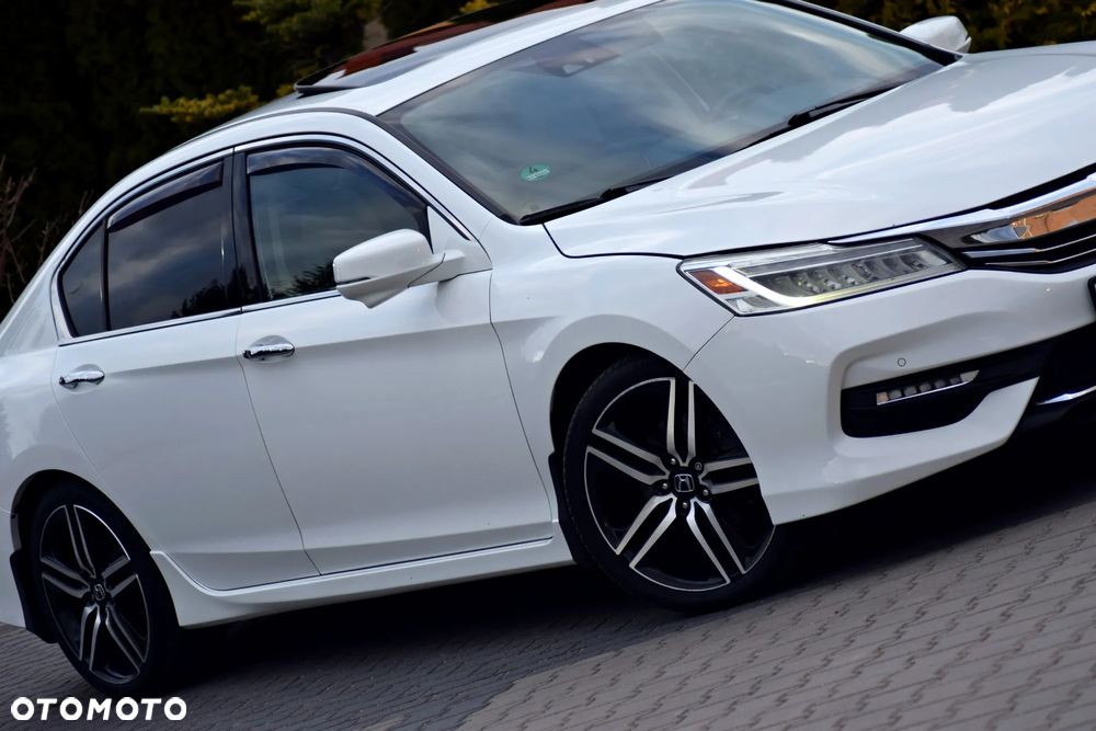 Honda Accord - 32