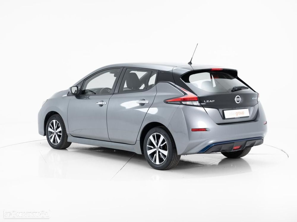 Nissan Leaf - 4