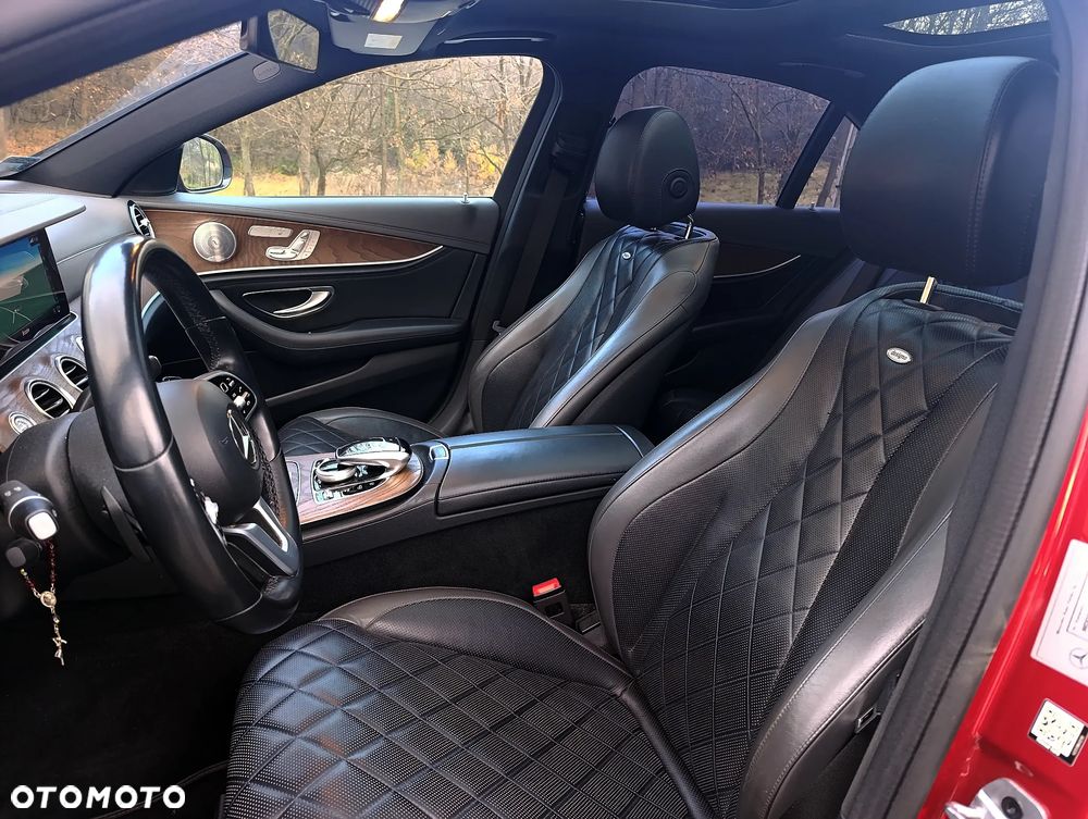 Mercedes-Benz Klasa E - 24