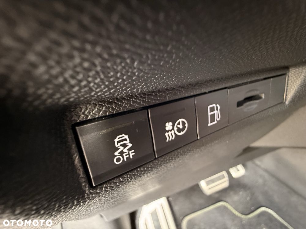 Peugeot 308 225 e-EAT8 GT - 16