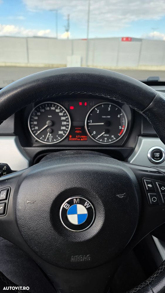 BMW Seria 3 320d - 9