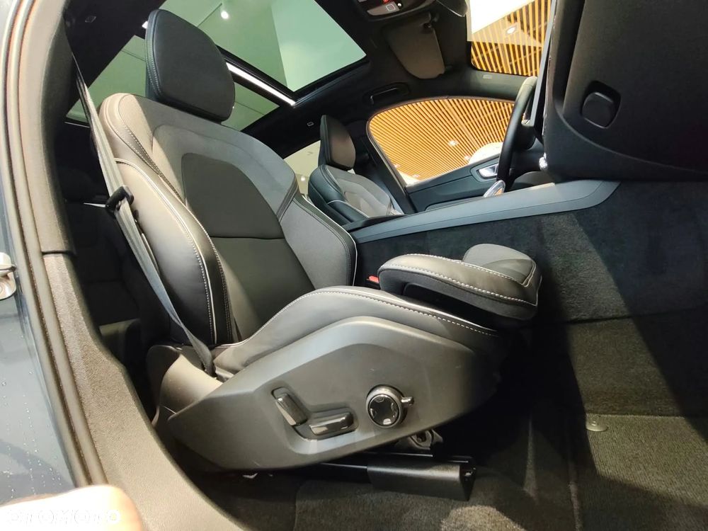 Volvo XC 60 T8 Plug-In Hybrid AWD Ultimate Black Edition - 21