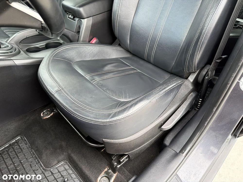 Kia Sportage 1.7 CRDI L 2WD - 13