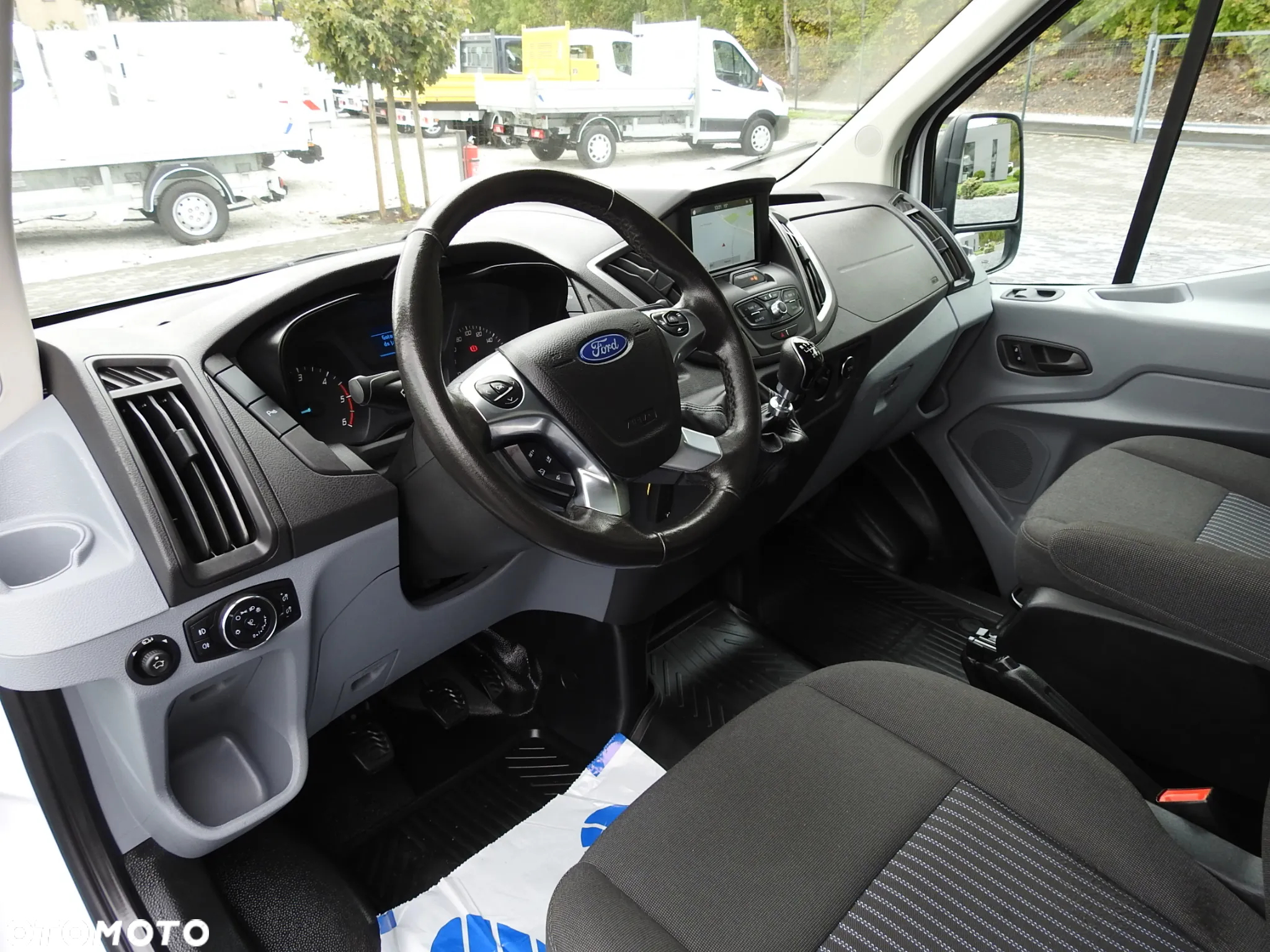 Ford TRANSIT FURGON CHŁODNIA 0*C FUNKCJA GRZANIA ZASILANIE 230V TEMPOMAT NAWIGACJA KLIMATYZACJA LEDY 130KM [ E41585 ] - 3