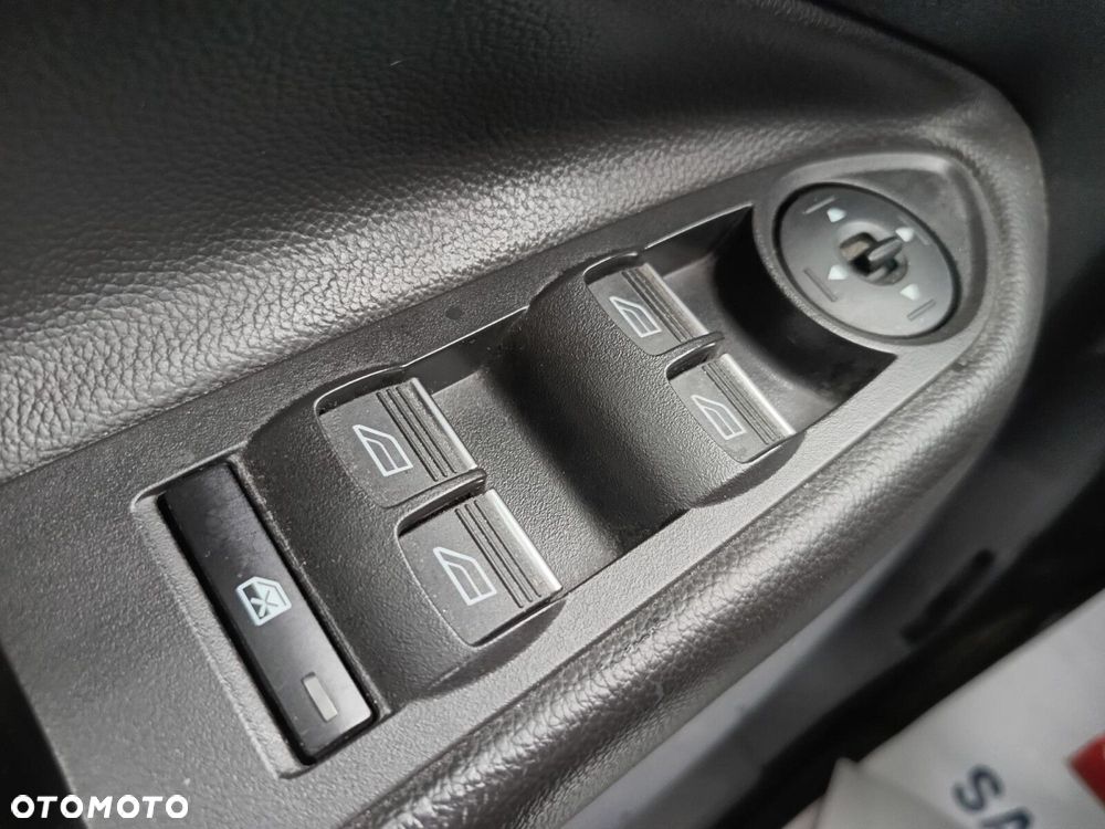 Ford Kuga 2.0 TDCi AWD Trend - 24