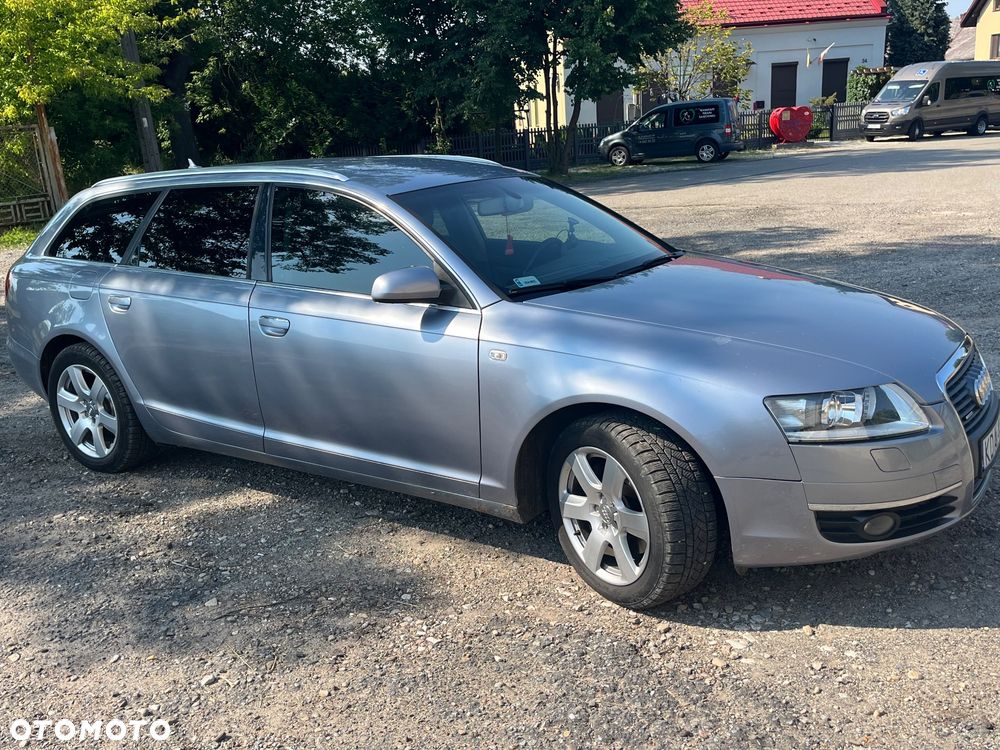 Audi A6 Avant - 1
