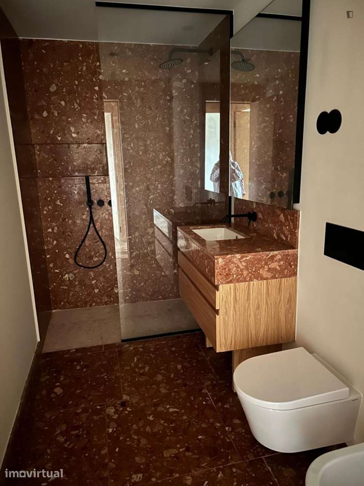 Apartamento com 2 quartos - localizado em Campo de Ourique Lisbon - Grande imagem: 3/22