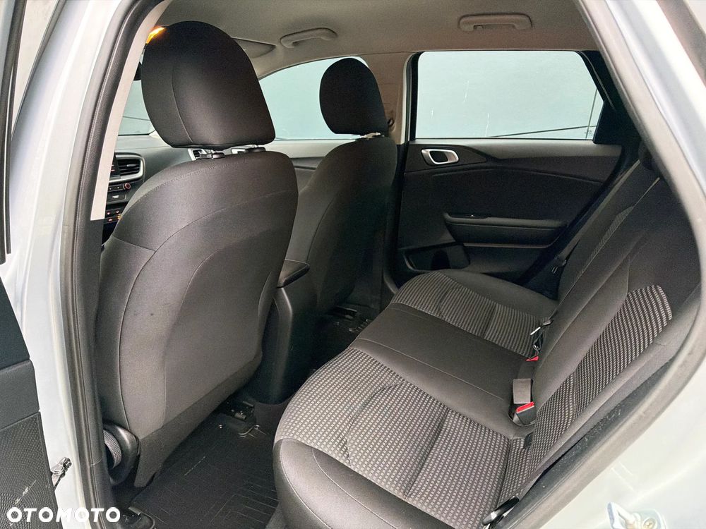 Kia Ceed 1.6 CRDi SCR S - 16