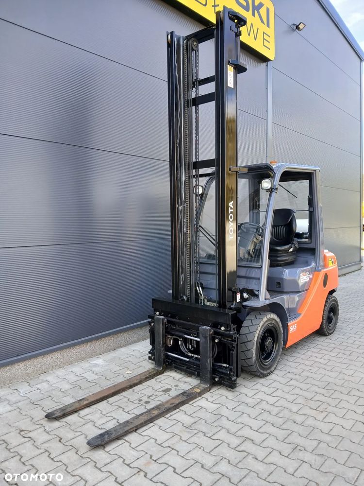 Toyota 02-8FGF25 - 4