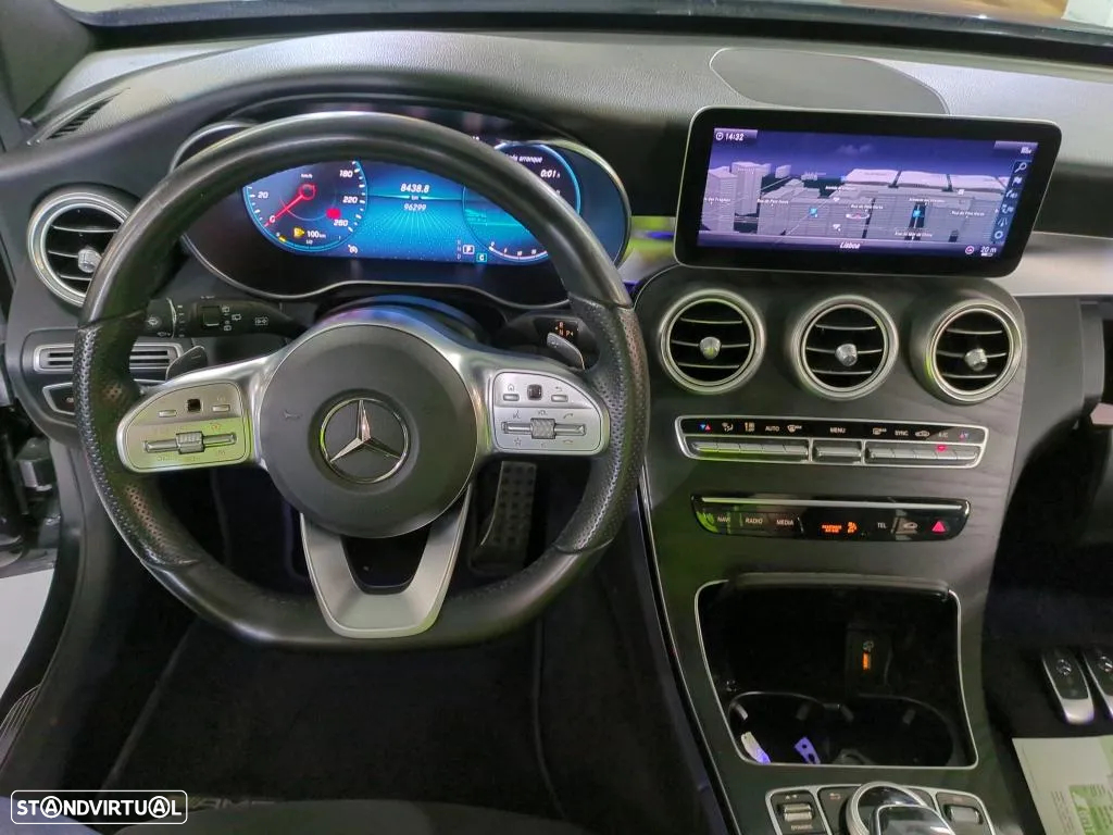 Mercedes-Benz C 300 d AMG Line - 11