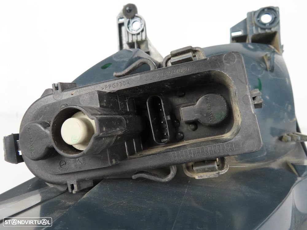 Farolim LED Direito/Trás Usado / Original BMW 2 Gran Tourer (F46) 63217461608 - 4