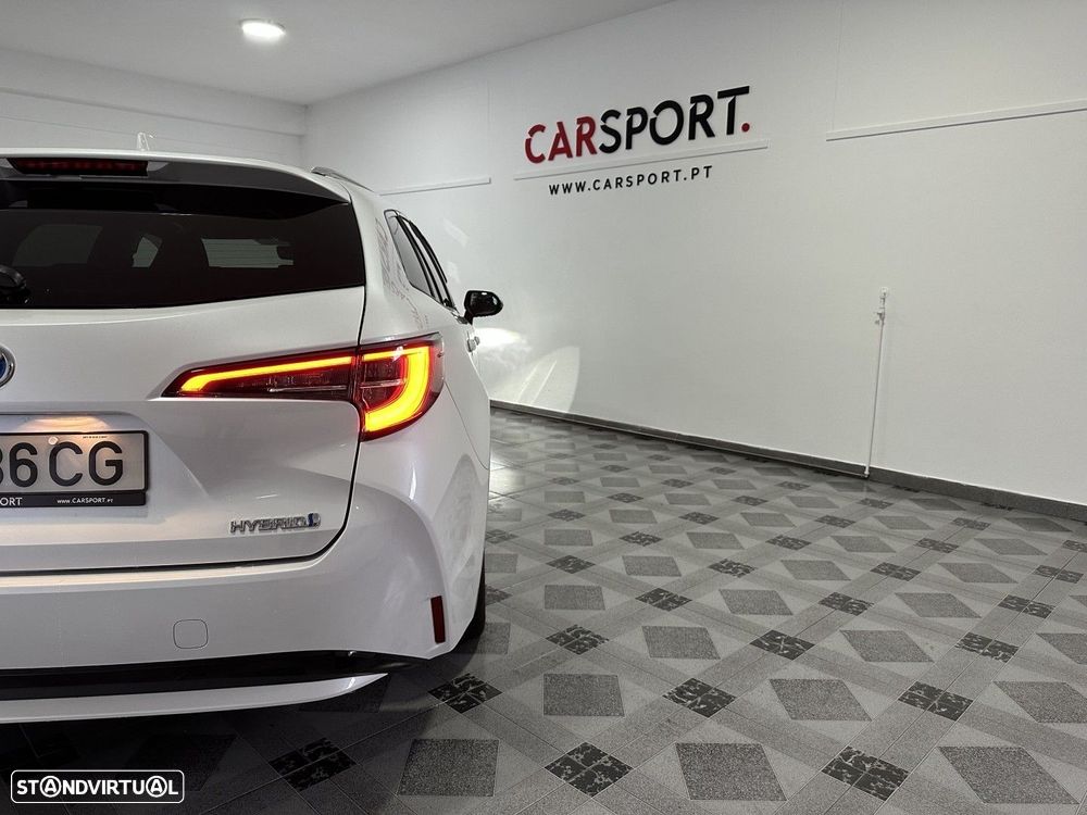 Toyota Corolla 1.8 Hybrid Exclusive - 8