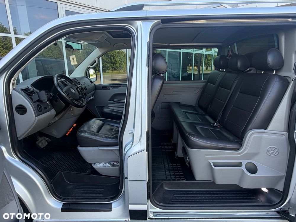 Volkswagen Transporter - 12
