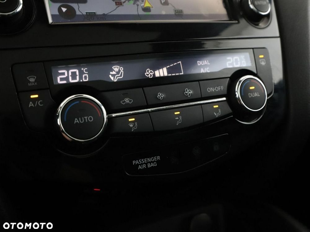 Nissan Qashqai 1.6 DCi N-Connecta - 27