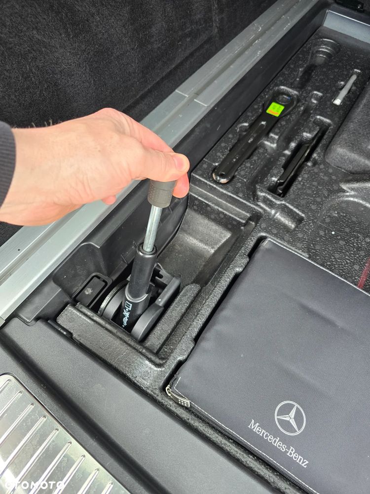 Mercedes-Benz ML 320 CDI 4Matic 7G-TRONIC DPF Edition 10 - 24