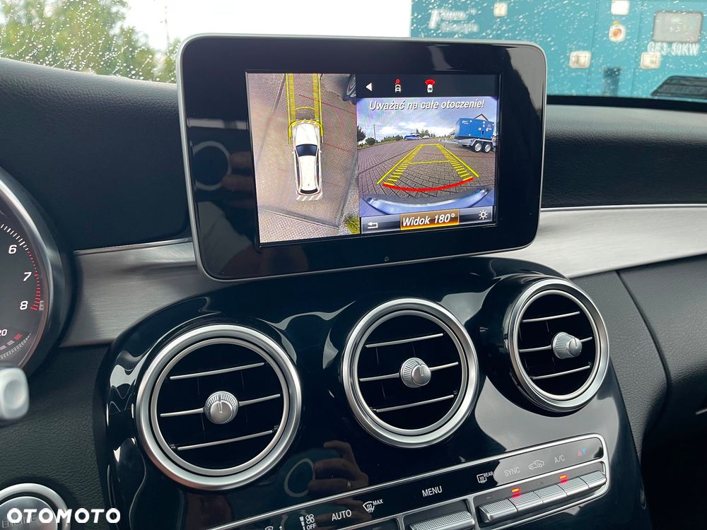 Mercedes-Benz Klasa C 200 4-Matic 9G-TRONIC - 10