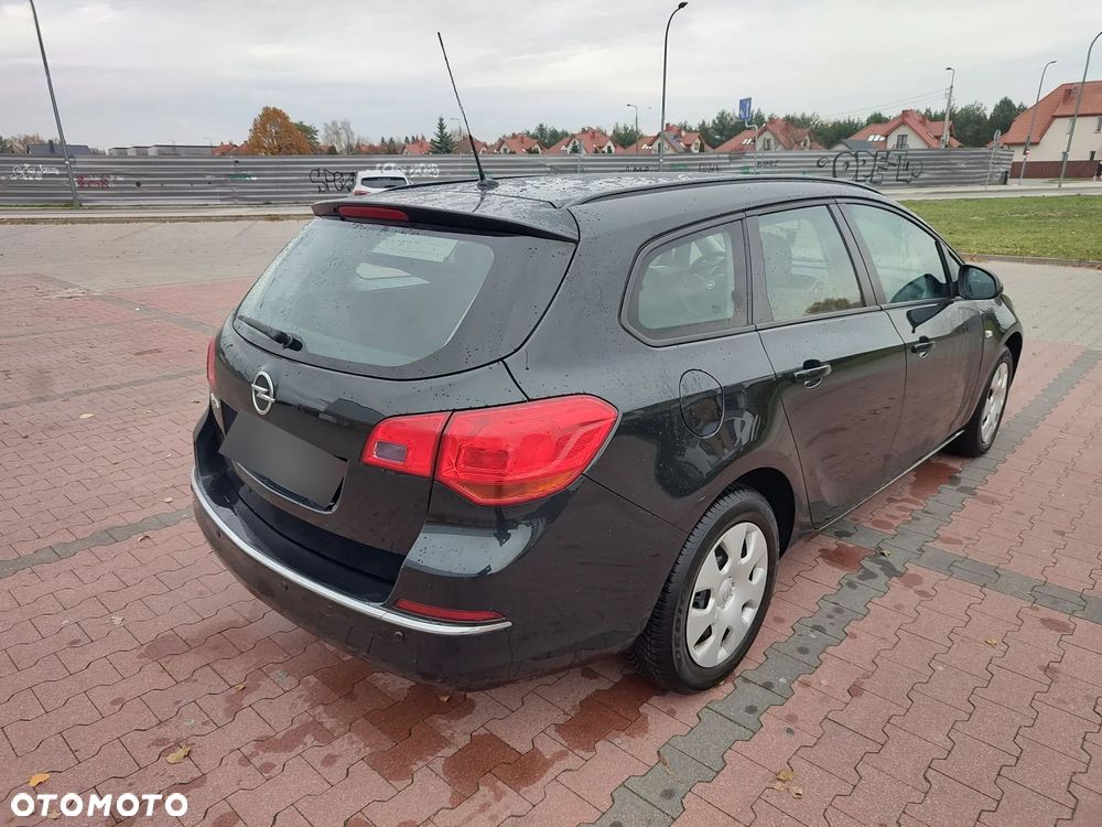Opel Astra 1.4 Essentia - 5
