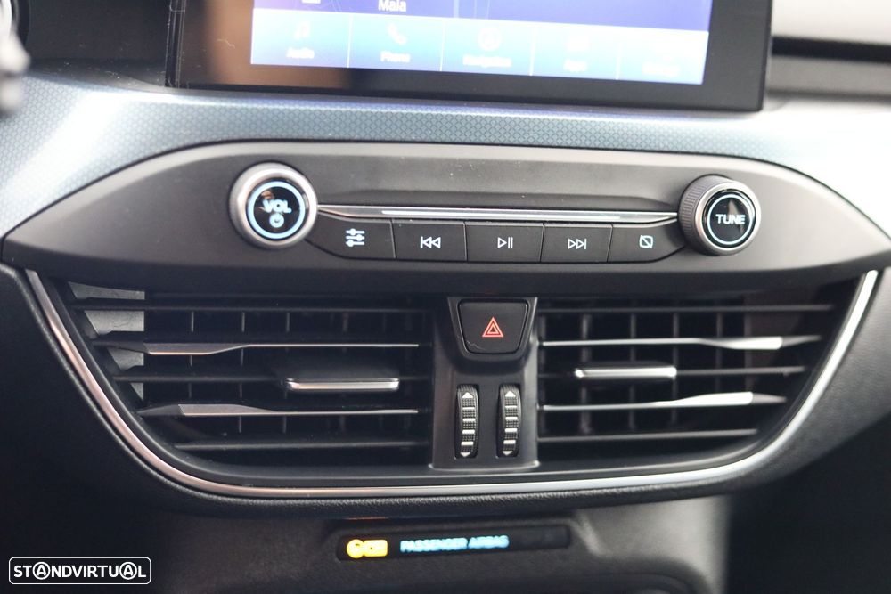 Ford Focus 1.0 EcoBoost Active - 20