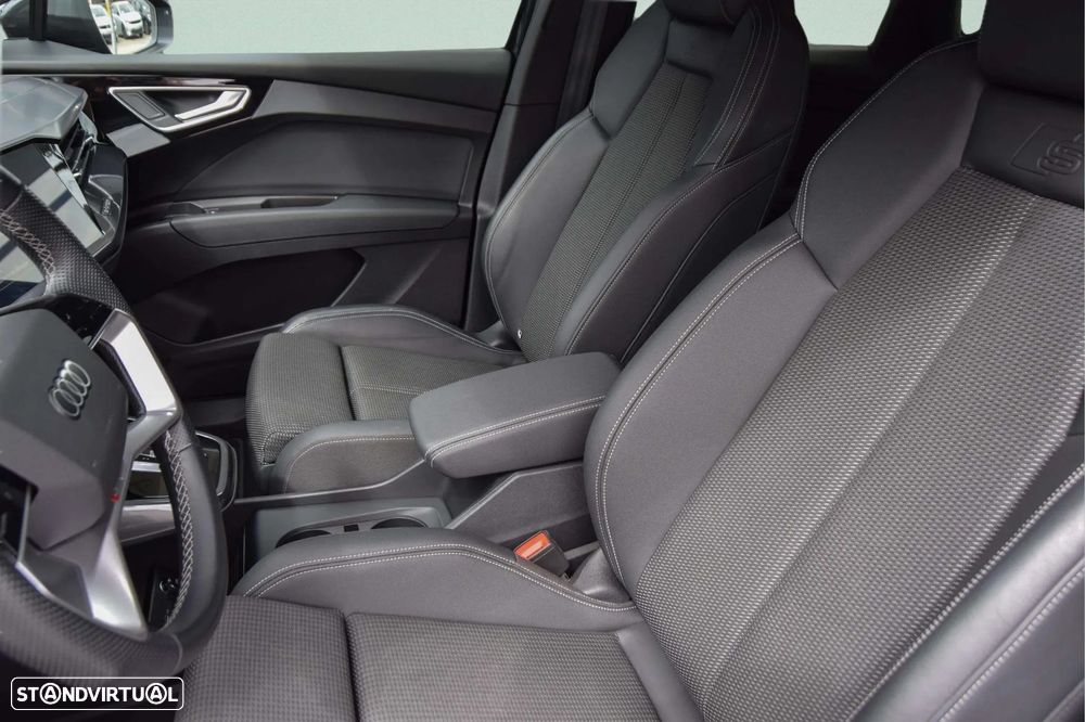 Audi Q4 e-tron 45 82 kWh SE Business Plus - 34